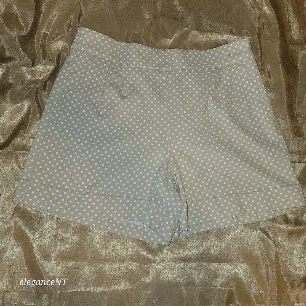 NY & Co Women's Tan and White Polka Dot Short Pant Sz: 12 - Picture 8 of 10